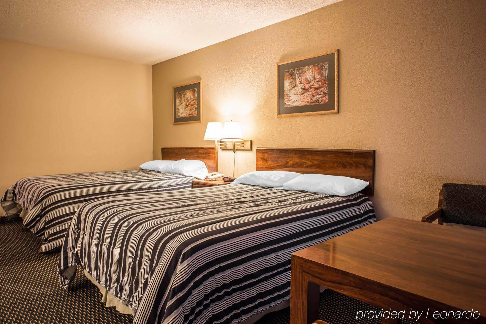 Econo Lodge Inn & Suites Lumberton Zewnętrze zdjęcie